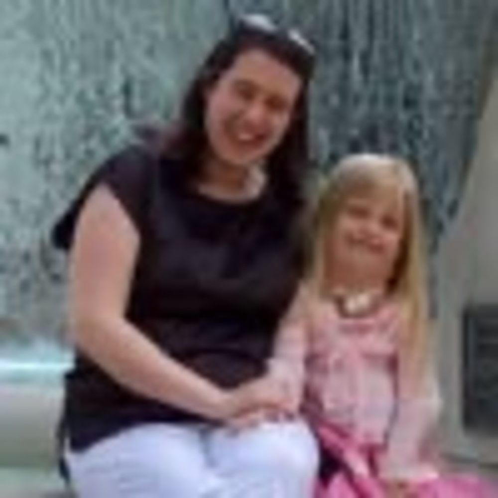 Meet your Posher, Cortney